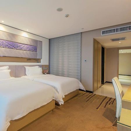 Lavande Hotel Wuhan Railway Station Экстерьер фото