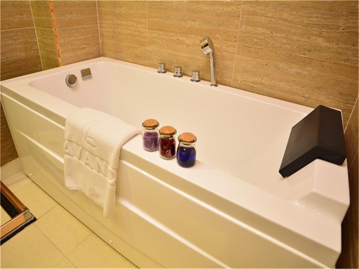 Lavande Hotel Wuhan Railway Station Экстерьер фото